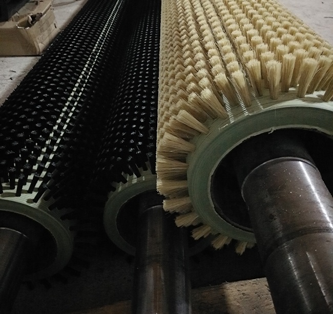 製作加工長度3.2米玻璃清洗毛刷輥