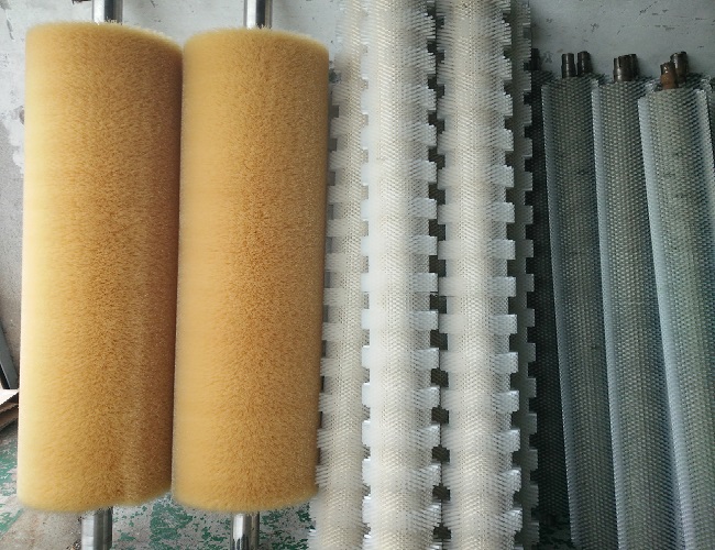 外徑500波紋尼龍(lóng)工(gōng)業毛刷(shuā)輥加工生產 外徑500波紋尼龍工(gōng)業毛刷(shuā)輥加工生(shēng)產