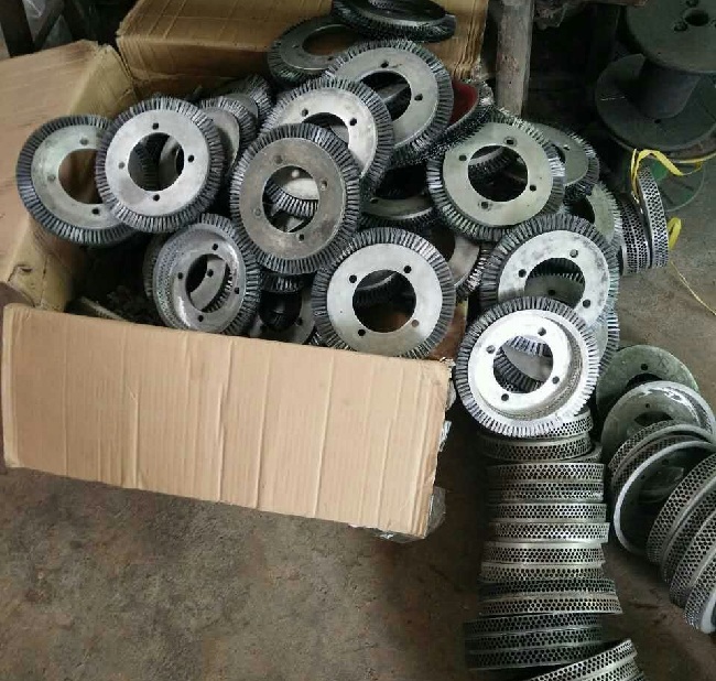 加(jiā)工製作(zuò)好的鋼絲刷圖片樣品91福利在线观看鋼絲刷廠家
