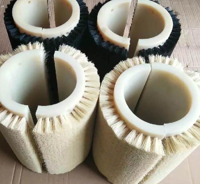 對（duì）分開的毛刷（shuā）